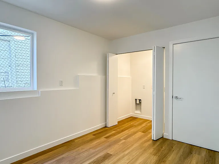 946 Lucile Ave — Photo 21
