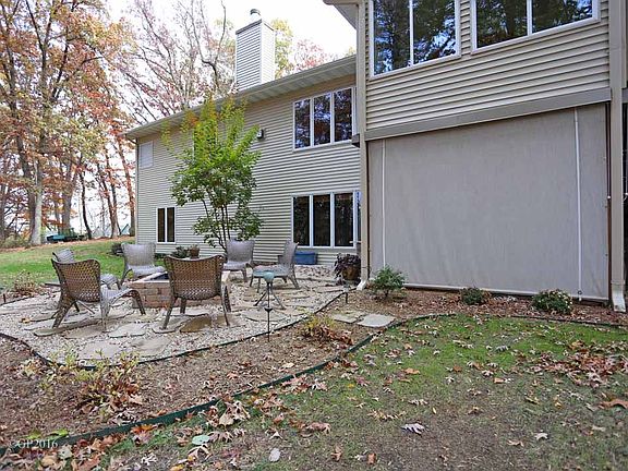 4th image of 33993 Mill Creek Cir