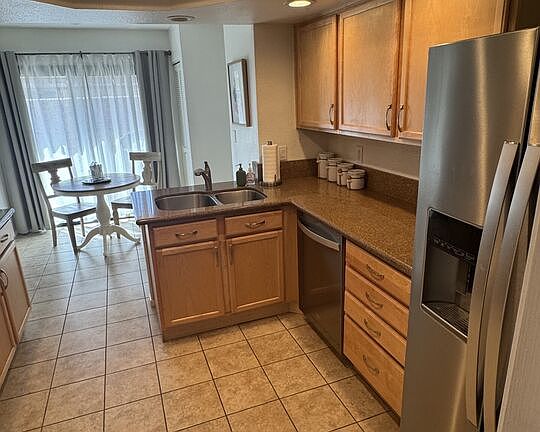 3rd image of 68516 Paseo Real
