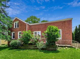 5457 Greenwood St, Skokie, IL 60077