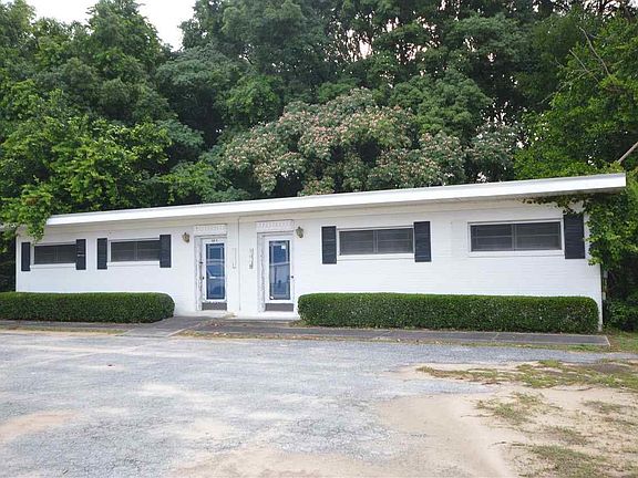 2nd image of 5518 Stewart St