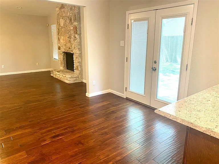 10801 N Hard Rock Rd — Photo 4