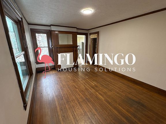 5th image of 1422 E 3rd St