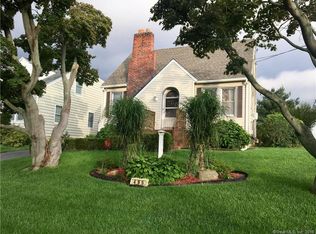 495 Jones Hill Rd, West Haven, CT 06516