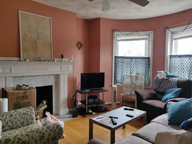 152 Harvard St #1 — Photo 29