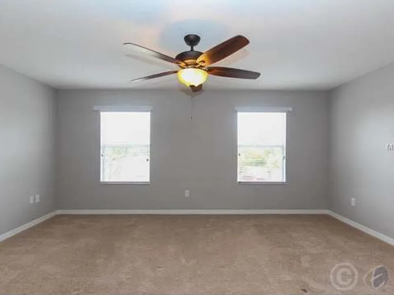 2609 Lantern Hill Ave — Photo 10