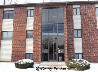 3378 Devonwood Hls NE, Grand Rapids, MI 49525