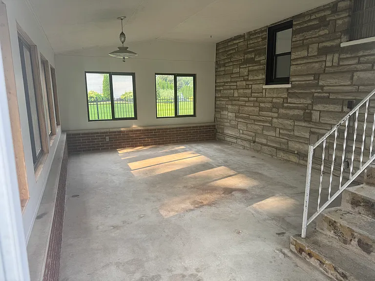 71227 State Road 15 — Photo 5
