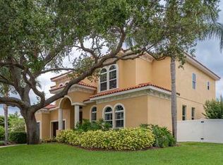 1272 Cordova Blvd NE, Saint Petersburg, FL 33704