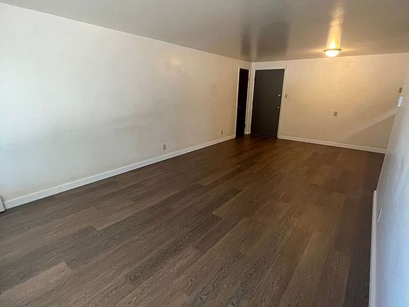 4th image of 1001 Robertson St #B4