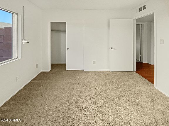 5th image of 5219 W CHOLLA Street