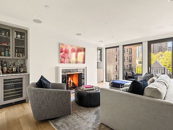 2nd image of 230 E 63rd St #5
