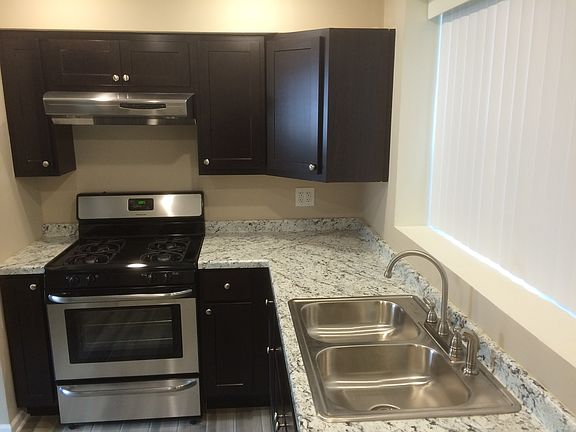 4th image of 6040 W Wrightwood Ave #P1