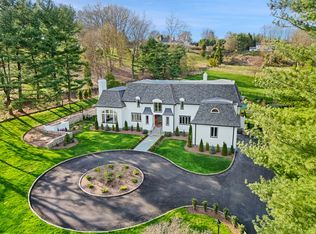 680 Old Academy Rd, Fairfield, CT 06824