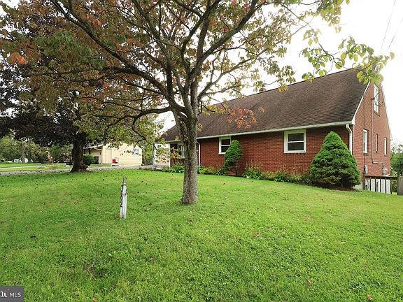 2nd image of 382 Matilda Ave