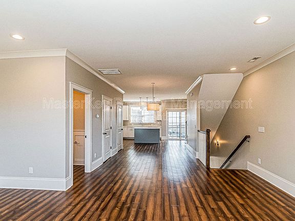 2nd image of 290 Spring Ave