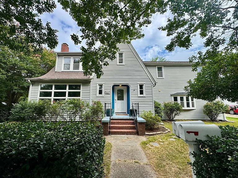9251 Atwood Ave — Photo 52