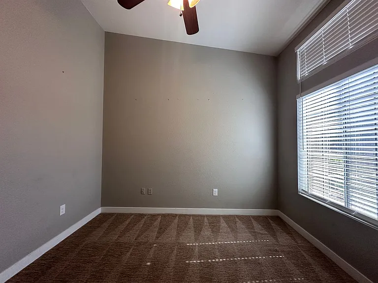 8256 Lone Feather Ln — Photo 20