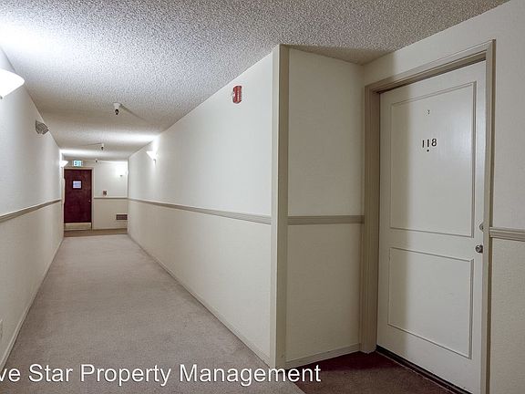 4th image of 240 N Bayshore Blvd APT 118