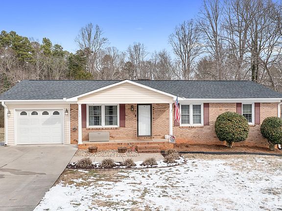 2nd image of 350 Pinevale Dr