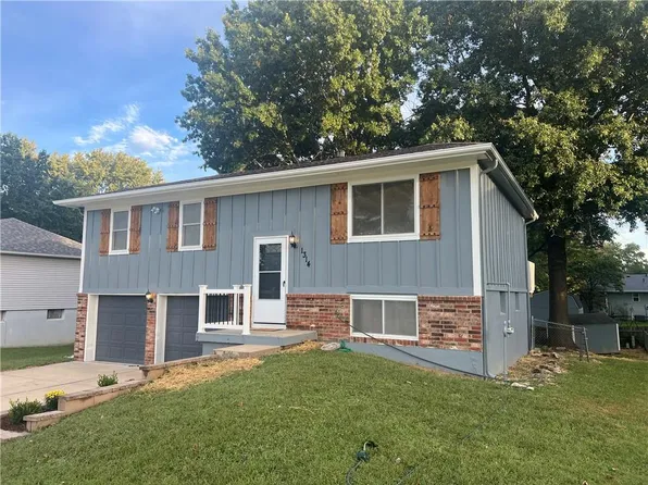 1314 R D Mize Rd, Grain Valley, MO 64029