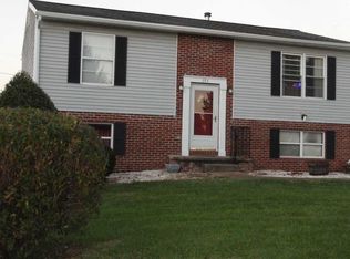 153 2nd St, Broadway, VA 22815