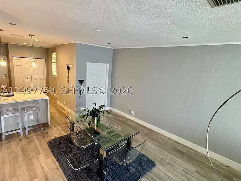 2469 Cordoba Bnd #2469 — Photo 30