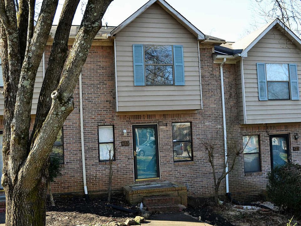 1st image of 623 Shadywood Ln