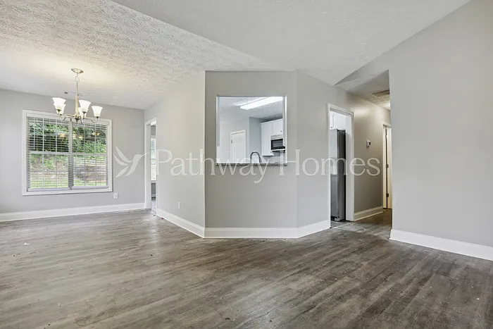 762 Bostonian Way SW — Photo 6