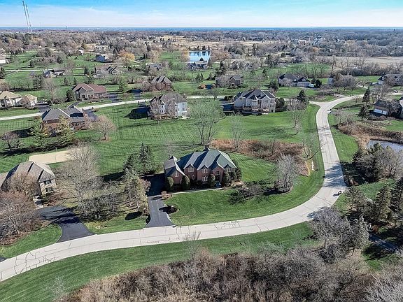 3rd image of 25397 N Abbey Glenn Dr