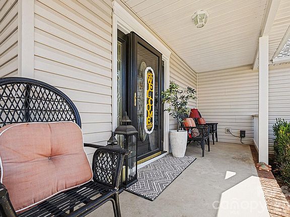 4th image of 205 John Cline Rd