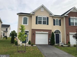 35 Cavendish Way, Falling Waters, WV 25419