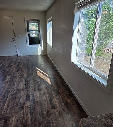 5th image of 126 Jefferson St #1