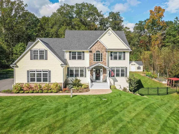 35 Anderson Way, Auburn, NH 03032