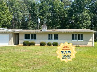 8 Lincoln Pl, Havelock, NC 28532