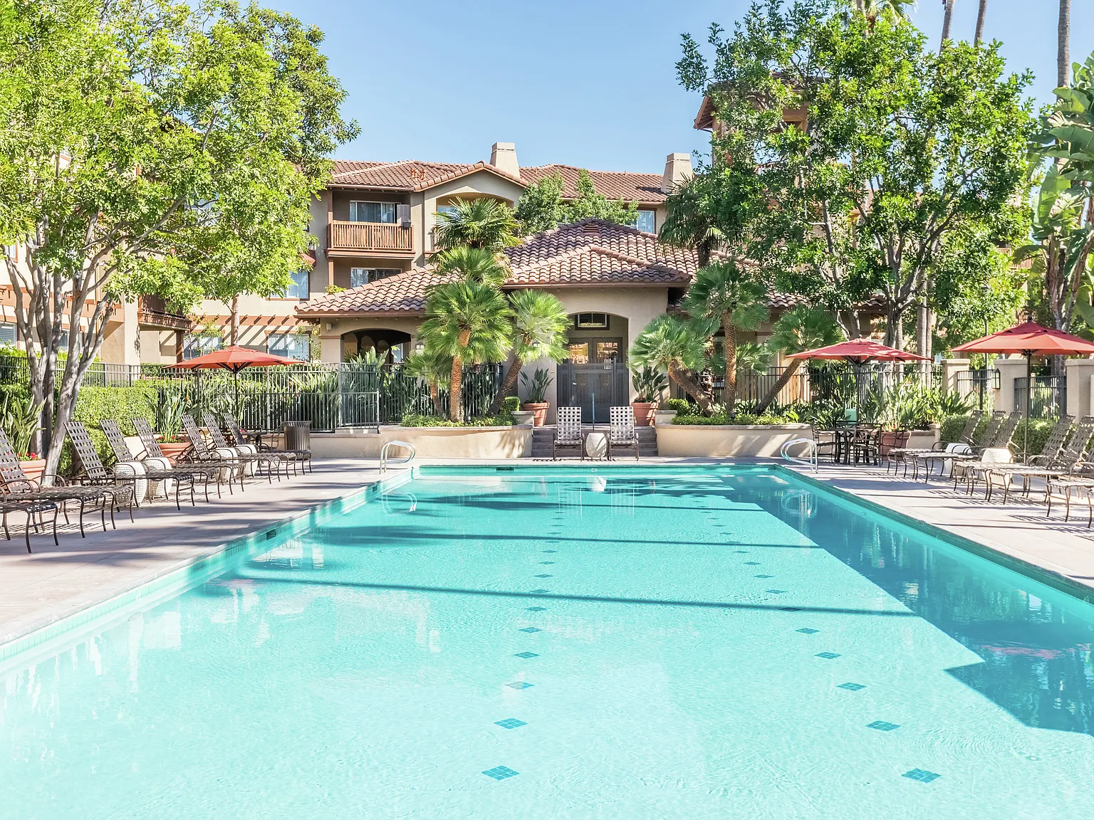 Rancho Monterey Apartment Homes — Photo 1