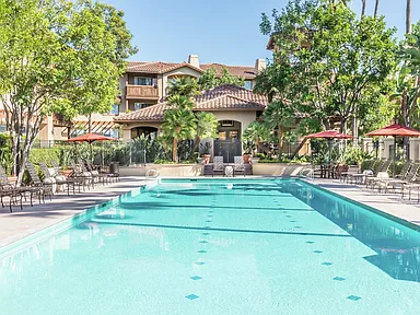 Tri-Level in Tustin