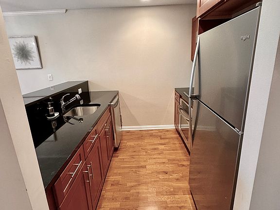 5th image of 225 Stanley Ave #207A