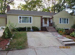 993 Walnut St, Newton, MA 02461