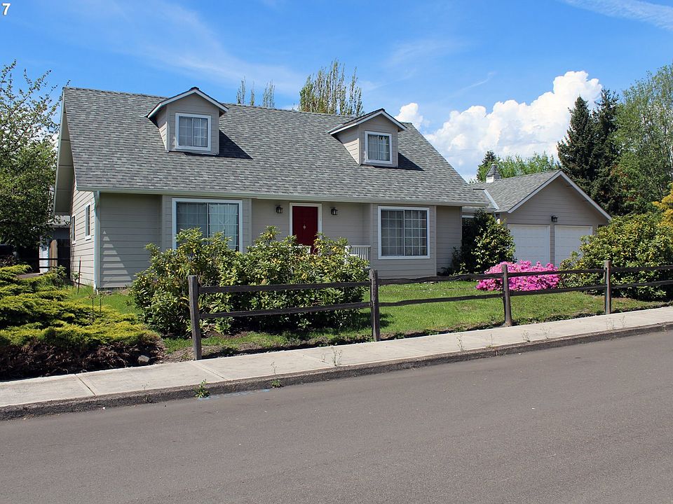 1st image of 521 NE 27th Ct