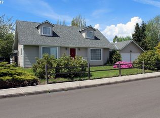 521 NE 27th Ct, Hillsboro, OR 97124
