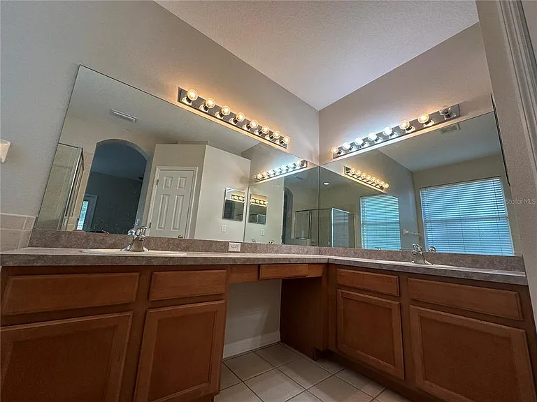 8037 Moccasin Trail Dr — Photo 21