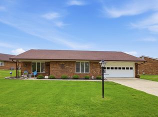 3113 Brixton Dr E, Springfield, OH 45503