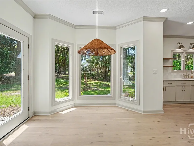 32 Sparnel Rd — Photo 17