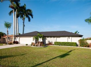 1322 SE 23rd Ave, Cape Coral, FL 33990