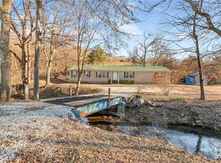15892 Greasy Valley Rd, Prairie Grove, AR 72753