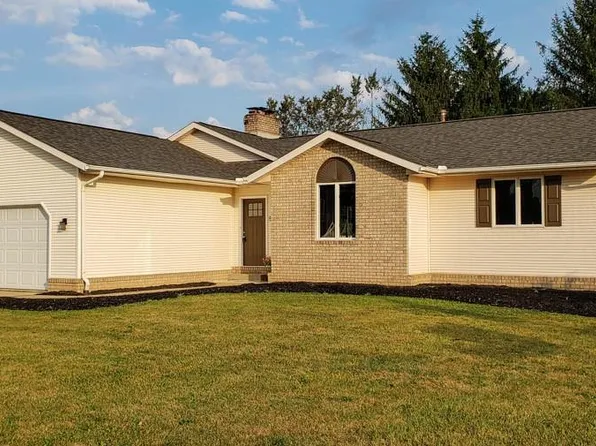 5291 Francesca St, Louisville, OH 44641