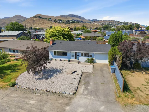 826 Lethbridge Ave, Kamloops, BC V2B 1X8