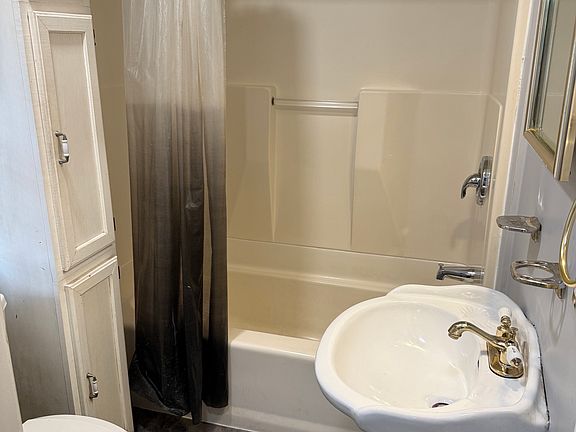 5th image of 2329 N 3rd St #1