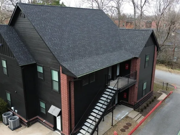 1137 N Leverett Ave #202, Fayetteville, AR 72703